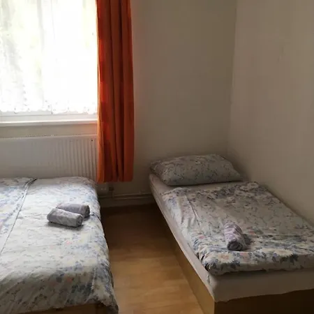 Lavka 222 Pensjonat *
